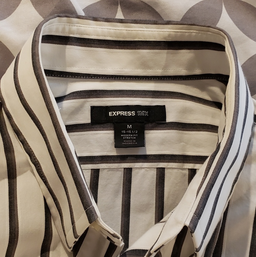 Express Men's 1MX dress shirt